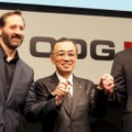 （左から）ODGのピート・ジェイムソン氏、KDDIの山田靖久氏、クアルコムのヒューゴ・スウォート氏