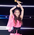 安室奈美恵、全国5大ドームツアーを完走！ソロアーティスト史上最多動員数に