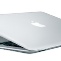 高さが0.4（最薄部）〜1.94（最厚部）cmのMacBook Air