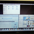 4本指を下にスライドすれば、起動中のすべてのウィンドウが画面に表示される。また、上にスライドすればウィンドウがすべて画面外に移動し、デスクトップが表示される。