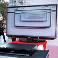 ステージには東芝製液晶テレビ「REGZA」の「FH7000」シリーズとハイビジョンレコーダー「VARDIA」の「RD-X8」