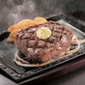 ステーキガスト、肉の日限定メニューで「塊肉」2種を焼肉で提供