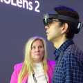 筆者もHoloLens 2を体験した