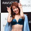 舟山久美子【写真：竹内みちまろ】