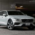 ボルボ V60クロスカントリー T5