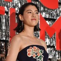 三吉彩花【写真：竹内みちまろ】