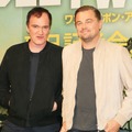 レオナルド・ディカプリオ、クエンティン・タランティーノ監督【撮影：小宮山あきの】