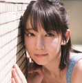 吉岡里帆、グラビア撮影で夏を満喫！『blt graph.』表紙登場