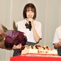 玉城ティナ、堀田真由【撮影：小宮山あきの】