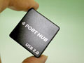 ミニノートPCのお供に!　4ポート搭載の超小型USBハブ——実売499円 画像