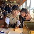 大友花恋、山田杏奈と『新米姉妹』2ショット！“食い倒れツアー写真”を初公開！