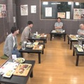 左手前から時計回りに）坂上忍、吉野北人、川村壱馬、浜田雅功、松本人志、夏菜（C）フジテレビ