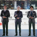 鈴木保奈美が「SUITS OF THE YEAR」受賞！オーダースーツ姿でバーチャル授賞式に！
