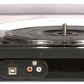 　ノバックは3日、レコードをデジタル変換できるオーディオキャプチャー「Record DIGITAL AUDIO」（型番：NV-RP001U）を発表。3月13日より販売する。価格はオープンで、予想実売価格は14,800円。