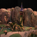 映画『塔の上のラプンツェル』をテーマにしたエリアの模型（C）Disney