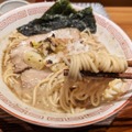 特製のストレート麺