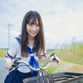 NMB48・梅山恋和1st写真集『恋する人』（発売：主婦と生活社、撮影：tAiki）楽天ブックス限定カバー
