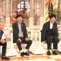 左から）ゲストのアキナ（山名文和、秋山賢太）、小籔千豊、すっちー（c）MBS