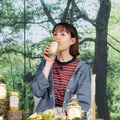 トリンドル玲奈、アウトドアファッションを披露！「この夏はキャンプで火起こしに挑戦したい」