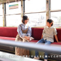 乃木坂46・掛橋沙耶香が地元・岡山の路面電車でCM撮影！