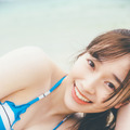 櫻坂46・守屋麗奈1st写真集『笑顔のグー、チョキ、パー』（出版社：竹書房、撮影：東京祐）