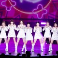 『NiziU Live with U 2022 “Light it Up”』東京公演写真（撮影：田中聖太郎）
