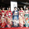 乃木坂46、20歳メンバーが乃木神社で晴れ着姿お披露目