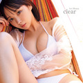 日向葵衣 1st写真集『clear』（出版社：ワニブックス、撮影：中山雅文）