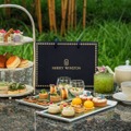 “Tea in the Winston Garden”アフタヌーンティー