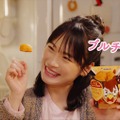 ​梅沢富美男、“濃厚な白塗りメイク姿”も！川栄李奈と多彩な「からあげクン」の味を表現