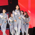 櫻坂46（c）Rakuten GirlsAward 2023 S／S