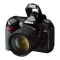　ニコンは、一眼レフデジタルカメラ「D70s」を4月27日に発売すると発表した。D70sは、「D70」のマイナーバージョンアップモデル。価格はオープンプライスだが、同社によるとボディー単体は10万円前後で販売されるという。