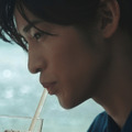 中条あやみ＆目黒蓮、あの日に夏の午後に思いをはせる新CM 画像