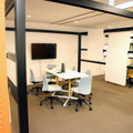 【進化するオフィス】9年前からフリーアドレスを導入！ ハイブリッドワークに向けてリニューアルされたコニカミノルタジャパンのオフィス