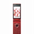 「docomo PRIME series SH-06A」（シャープ製）