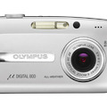 オリンパス、800万画素クラスの最小最軽量モデル「μ DIGITAL 800」 画像