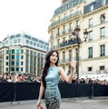TWICE・ミナがフェンディ2024年春夏クチュールコレクションに参加、フランス・パリを楽しむ密着動画も公開