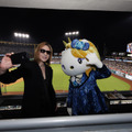 YOSHIKI、ドジャー・スタジアムで国歌斉唱！大谷翔平選手、山本由伸選手との“スター集結セルフィー”撮影も