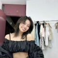 大原優乃、ウエスト＆美肩ちらりな肌見せオフショがかわいい！ 画像