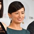 尾野真千子、現在は沖縄在住　向井理の話をするため上京！？ 画像