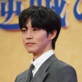 松坂桃李【写真：竹内みちまろ】