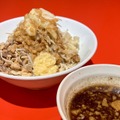 蕨店限定の焦がしニンニクつけ麺