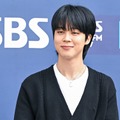 兵役中でも変わらぬ人気…BTS・JIMIN、ソロ曲『Who』MVが再生回数1億回突破！