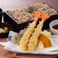 大えび天せいろ北海道そば　１,６９０円（税込１,８５９円）
