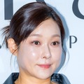韓国未流通のブランドノベルティを転売？突然の疑惑を女性タレントが説明…業者も登場