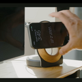 iPhoneをスタンバイモードで設置しておけるMagSafeスタンドもGrovemadeの製品。
