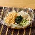 北海道産小麦の小麦粉使用　冷したぬきうどん／冷しぶっかけうどん（税込430円）