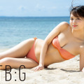 元SKE48・北野瑠華、くびれと太ももが眩しい水着ショット！ 相楽伊織や森脇梨々夏のグラビアも 画像