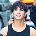 SEVENTEEN・ジョシュア、短髪ヘアに大胆イメチェン！「オラオラ系」ビジュが話題に【PHOTO】
