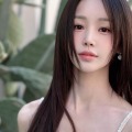 整形を告白して事務所から警告された韓国女優、“ぴたぴたドレス”でグラマラスなスタイルを披露【PHOTO】 画像
